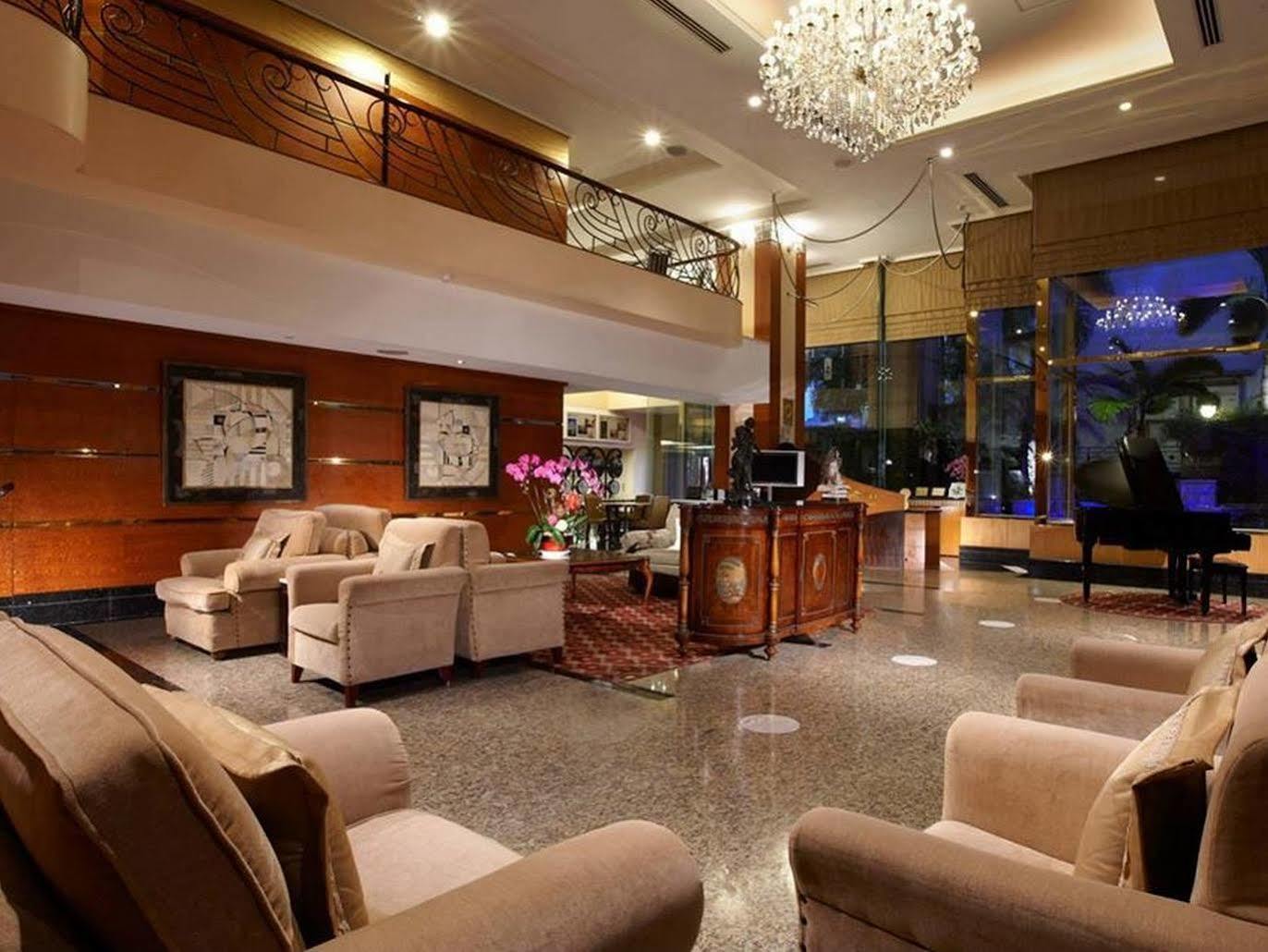 Hualien Charming City Hotel Zewnętrze zdjęcie